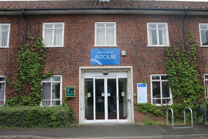 Image of the entrance to the Astolat office